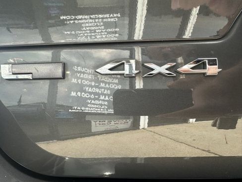 Used 2022 Jeep Grand Cherokee L Limited image 33