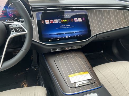 Certified 2025 Mercedes-Benz E 350 Sedan image 33