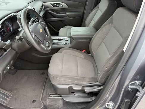 Used 2019 Chevrolet Traverse LS FWD image 10
