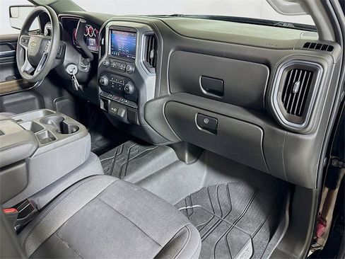 Used 2020 Chevrolet Silverado 1500 LT w/ LT Value Package image 24