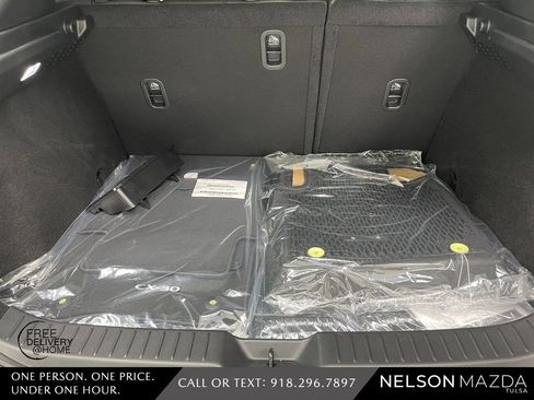 New 2026 MAZDA CX-30 AWD 2.5 S w/ Select Sport Pkg image 40