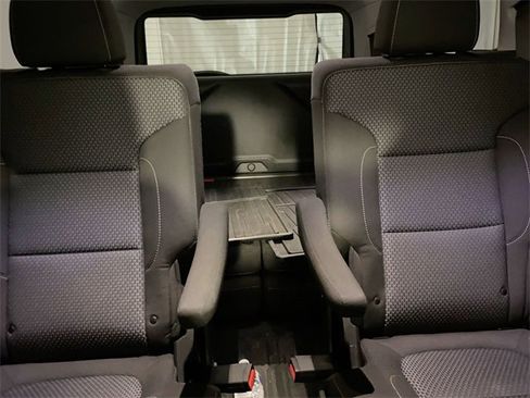 Certified 2023 GMC Acadia SLE w/ LPO, Floor Liner Package image 13