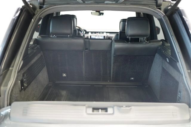 Used 2018 Land Rover Range Rover Supercharged AWD/4WD image 36