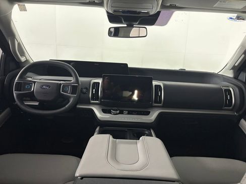 New 2026 Ford Expedition Max Active AWD/4WD image 31