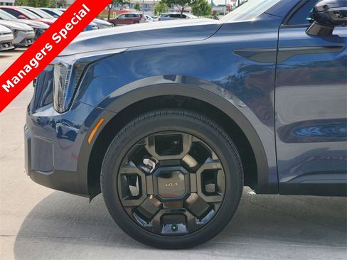 New 2025 Kia Sorento SX image 5