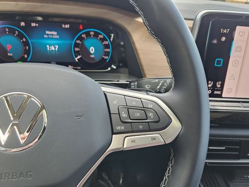 New 2026 Volkswagen Atlas SE image 17