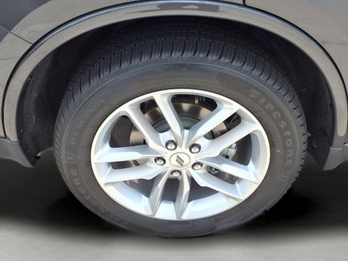 Used 2024 Dodge Durango GT RWD image 9
