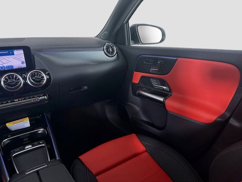 Certified 2026 Mercedes-Benz GLA 250 4MATIC image 30