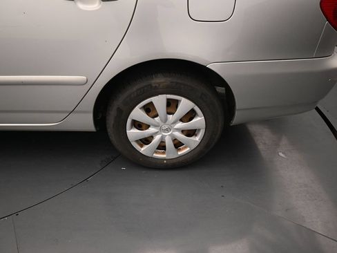 Used 2003 Toyota Corolla LE FWD image 15