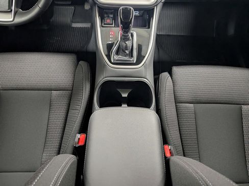 Used 2025 Subaru Outback Premium image 12