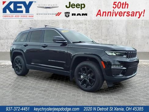 Certified 2022 Jeep Grand Cherokee Limited w/ Trailer Tow Prep Group (B) AWD/4WD image 1