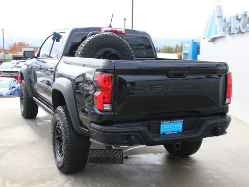 Certified 2024 Chevrolet Colorado ZR2 w/ ZR2 Bison Edition image 7