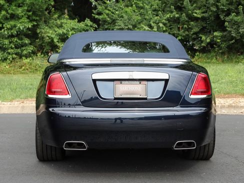 Used 2019 Rolls-Royce Dawn image 14