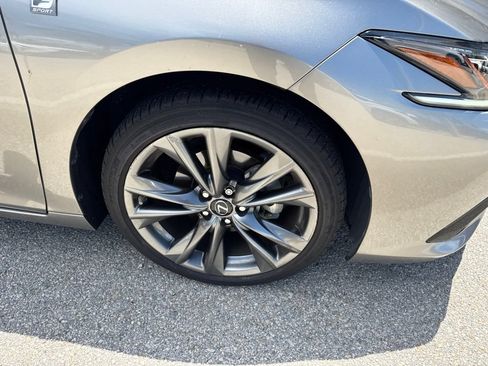Used 2019 Lexus ES 350 F Sport w/ Accessory Package 2 FWD image 17