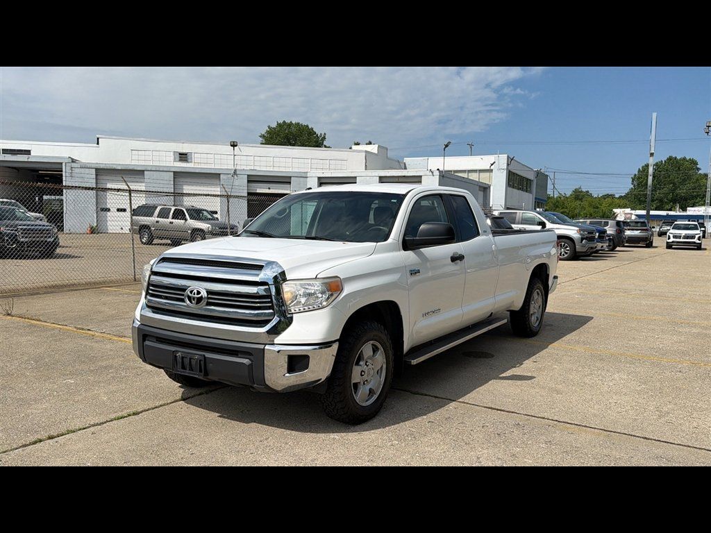 Used 2016 Toyota Tundra SR AWD/4WD image 2