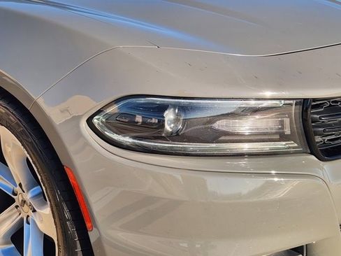Used 2017 Dodge Charger SXT w/ Plus Group image 9