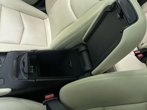 Used 2019 Cadillac XT5 Luxury image 26