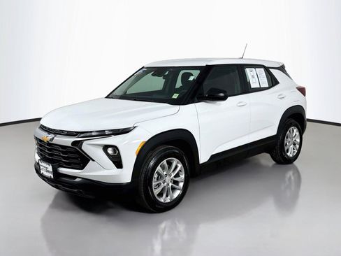 Used 2024 Chevrolet TrailBlazer LS FWD image 8