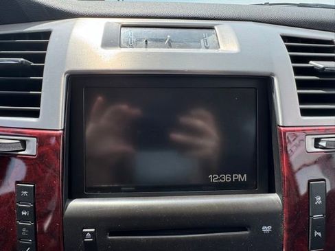 Used 2008 Cadillac Escalade EXT AWD/4WD image 3