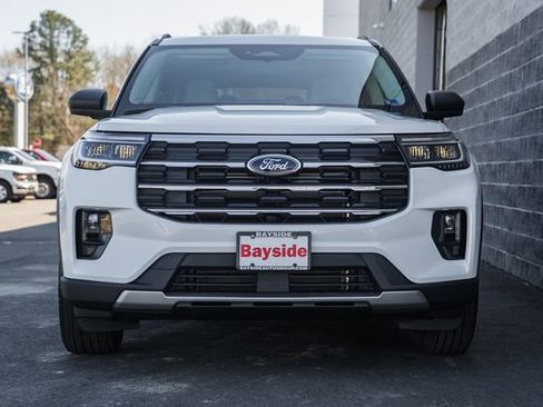 New 2026 Ford Explorer Active w/ Active Comfort Package image 3