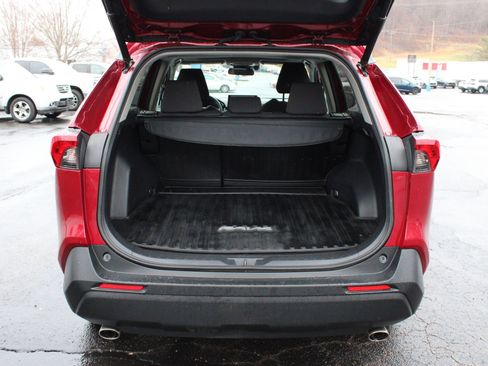 Used 2019 Toyota RAV4 XLE w/ Convenience Package image 31