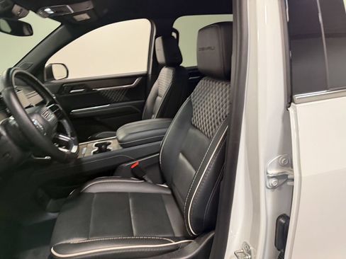 Used 2024 GMC Acadia Denali w/ LPO, Floor Liner Package FWD image 59