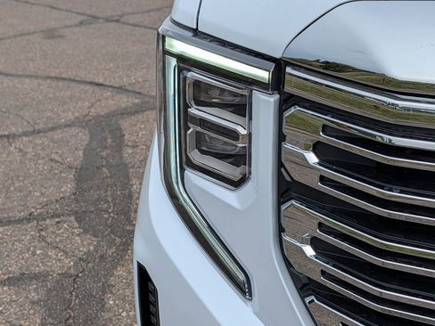New 2026 GMC Sierra 1500 Denali w/ Denali Reserve Package AWD/4WD image 4