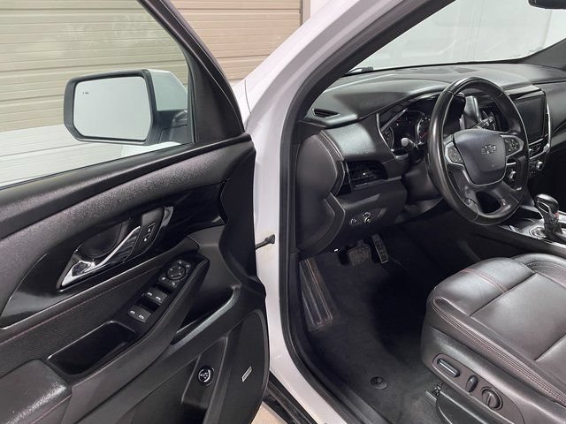 Used 2023 Chevrolet Traverse RS AWD/4WD image 10