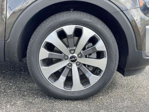 Used 2022 Kia Telluride EX w/ EX Premium Package image 32