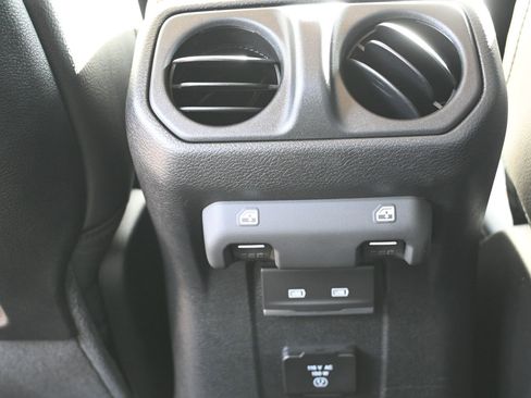 New 2025 Jeep Wrangler Unlimited Rubicon image 21