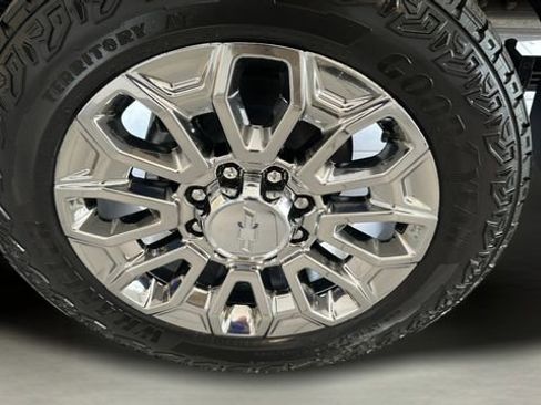 New 2026 Chevrolet Silverado 2500 LTZ w/ LTZ Convenience Package AWD/4WD image 21