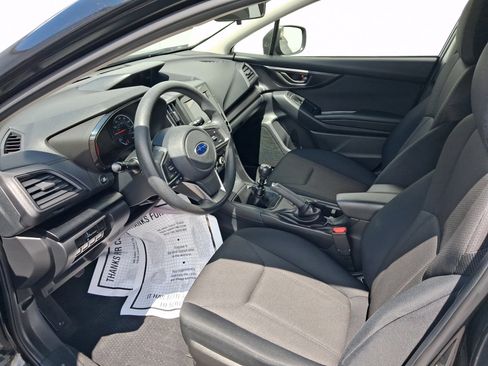 Used 2021 Subaru Crosstrek 2.0i AWD/4WD image 4