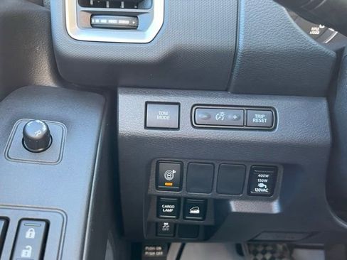 Used 2023 Nissan Frontier SV w/ SV Convenience Package image 32