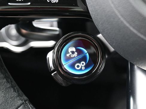 New 2025 Mercedes-Benz CLA 35 AMG 4MATIC image 13