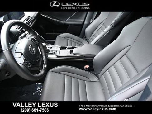 Used 2025 Lexus IS 350 F Sport w/ Navigation Package image 9