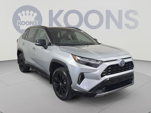 Used 2024 Toyota RAV4 XSE AWD/4WD image 10