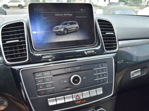 Used 2019 Mercedes-Benz GLS 450 4MATIC image 26