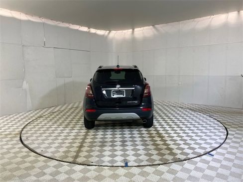 Used 2022 Buick Encore Preferred w/ Safety Package image 18