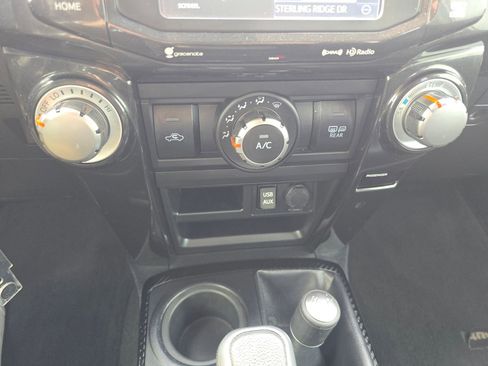 Used 2019 Toyota 4Runner TRD Off-Road Premium image 18