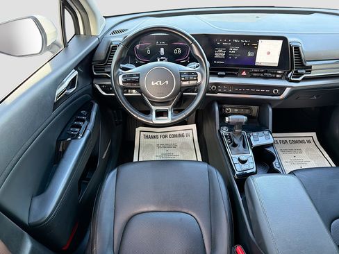 Used 2024 Kia Sportage EX FWD image 16