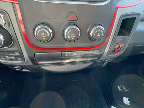 Used 2018 RAM 1500 Tradesman w/ Popular Equipment Group AWD/4WD image 16