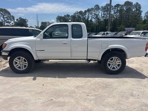 Used 2001 Toyota Tacoma PreRunner RWD image 3