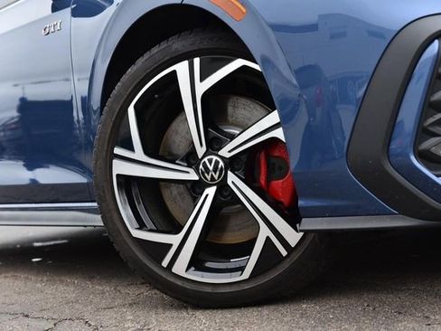 Certified 2025 Volkswagen GTI SE image 3