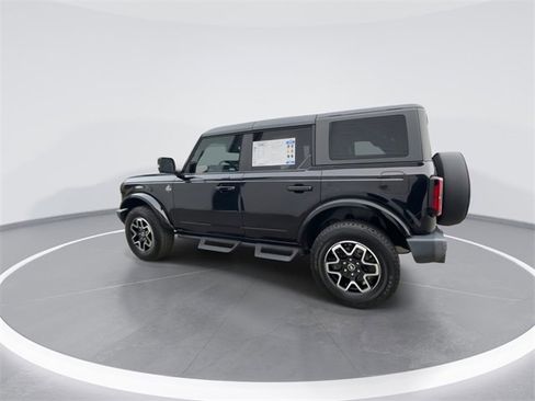 Used 2023 Ford Bronco Outer Banks image 6