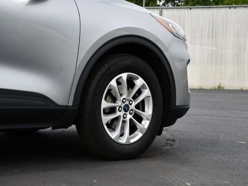 Used 2021 Ford Escape SE w/ Convenience Package FWD image 9