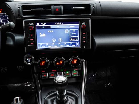 Used 2023 Toyota GR86 Premium w/ ALL Weather Mat Package (TMS) RWD image 23
