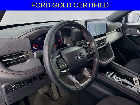 Certified 2025 Ford Explorer ST-Line w/ ST-Line Street Pack image 9