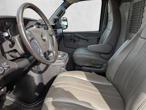 Used 2020 Chevrolet Express 3500 w/ Driver Convenience Package image 15