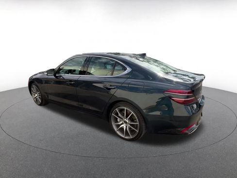 Used 2025 Genesis G70 2.5T image 10