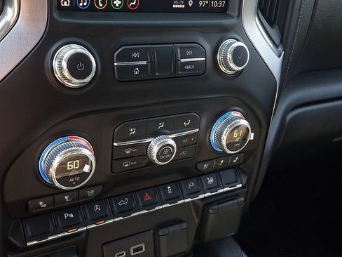 Used 2019 GMC Sierra 1500 SLT w/ SLT Premium Package AWD/4WD image 14